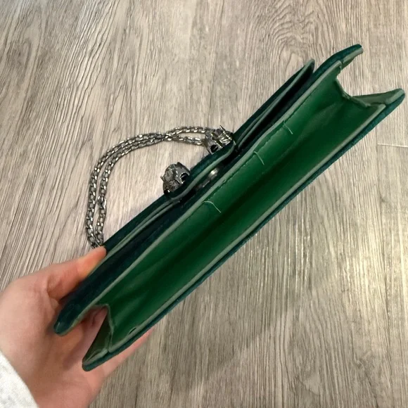 Green velvet bag - Picture 4 of 6